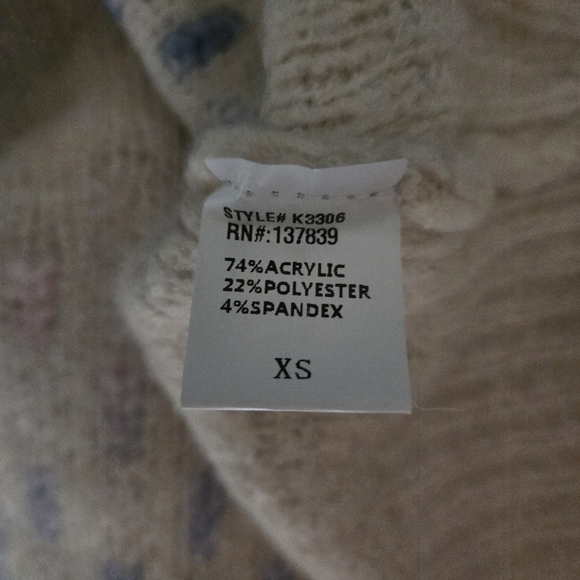 Dreamers By Debut Cream And Pastel Heart Knit Sweater Xs - Picture 4 of 6